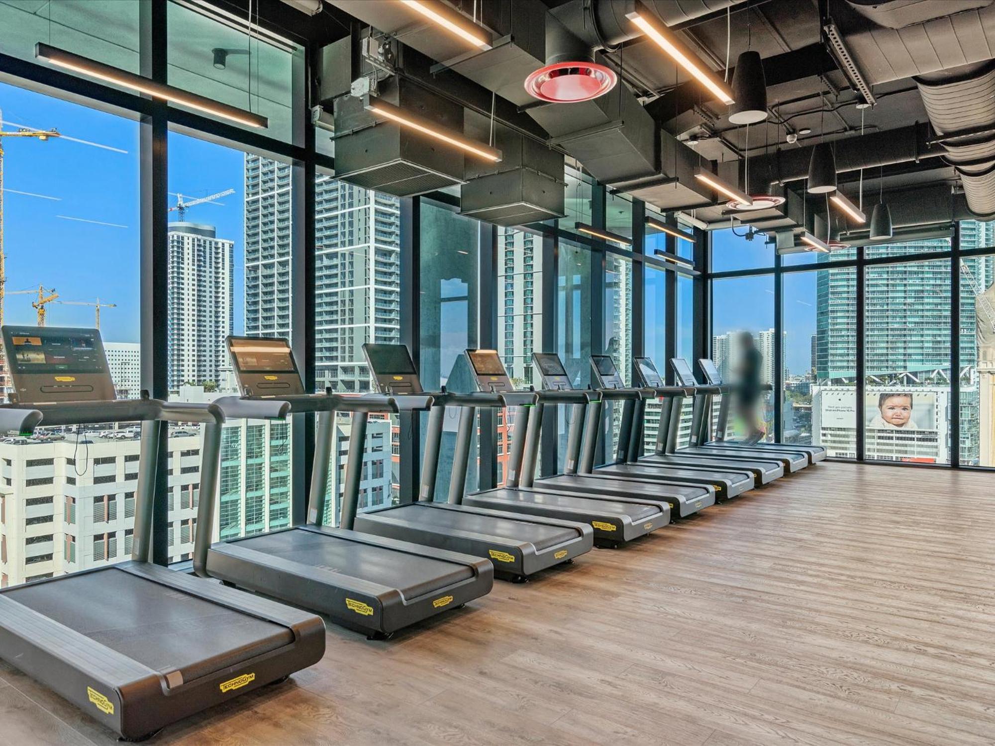 Mvr - Swim Relax & Enjoy Jaw-dropping Views Apartment